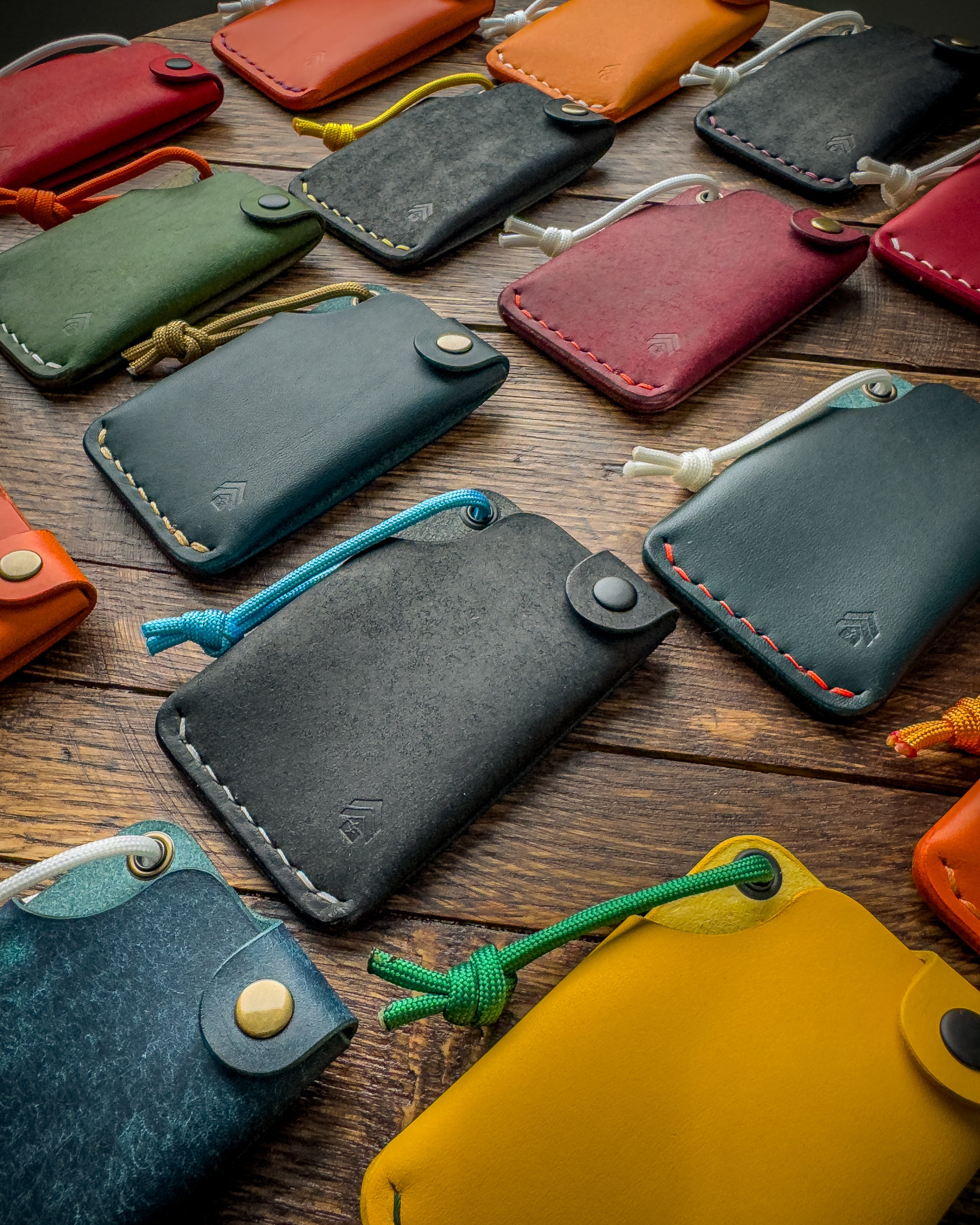 Hitchhiker Wallet - Tailgater Series