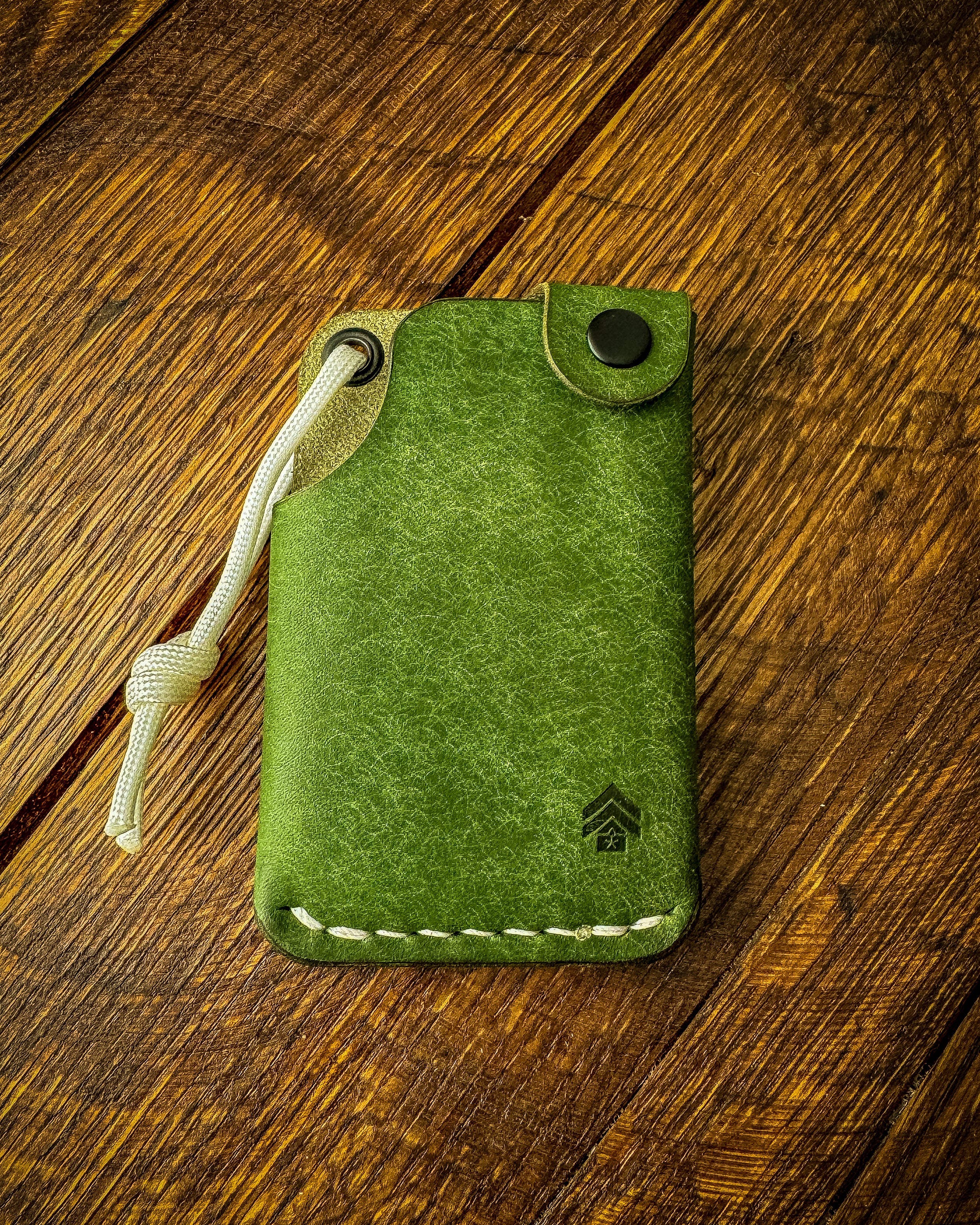 Hitchhiker Wallet - Tailgater Series